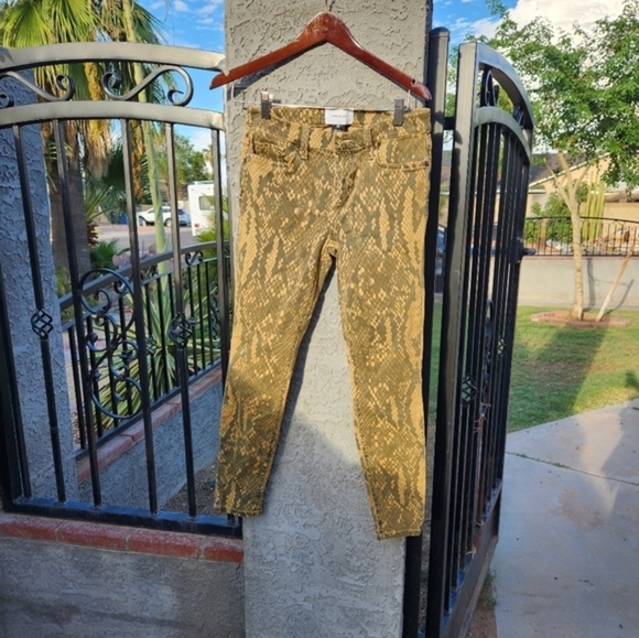 Current/Elliot The Stiletto Denim Snake Print Ankle Jeans - Picture 3 of 7